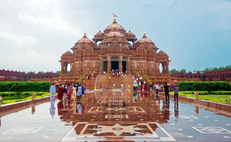 Explore the Rich Spiritual Side of Delhi